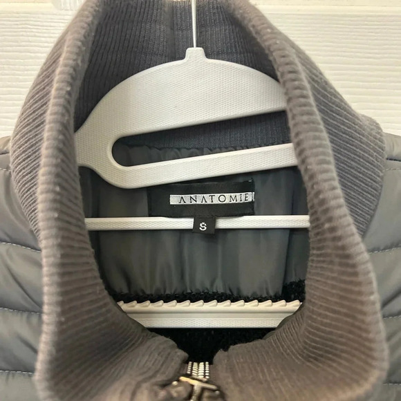 Anatomie Quilted Lightweight Gray Travel Jacket Size Small - Picture 4 of 6